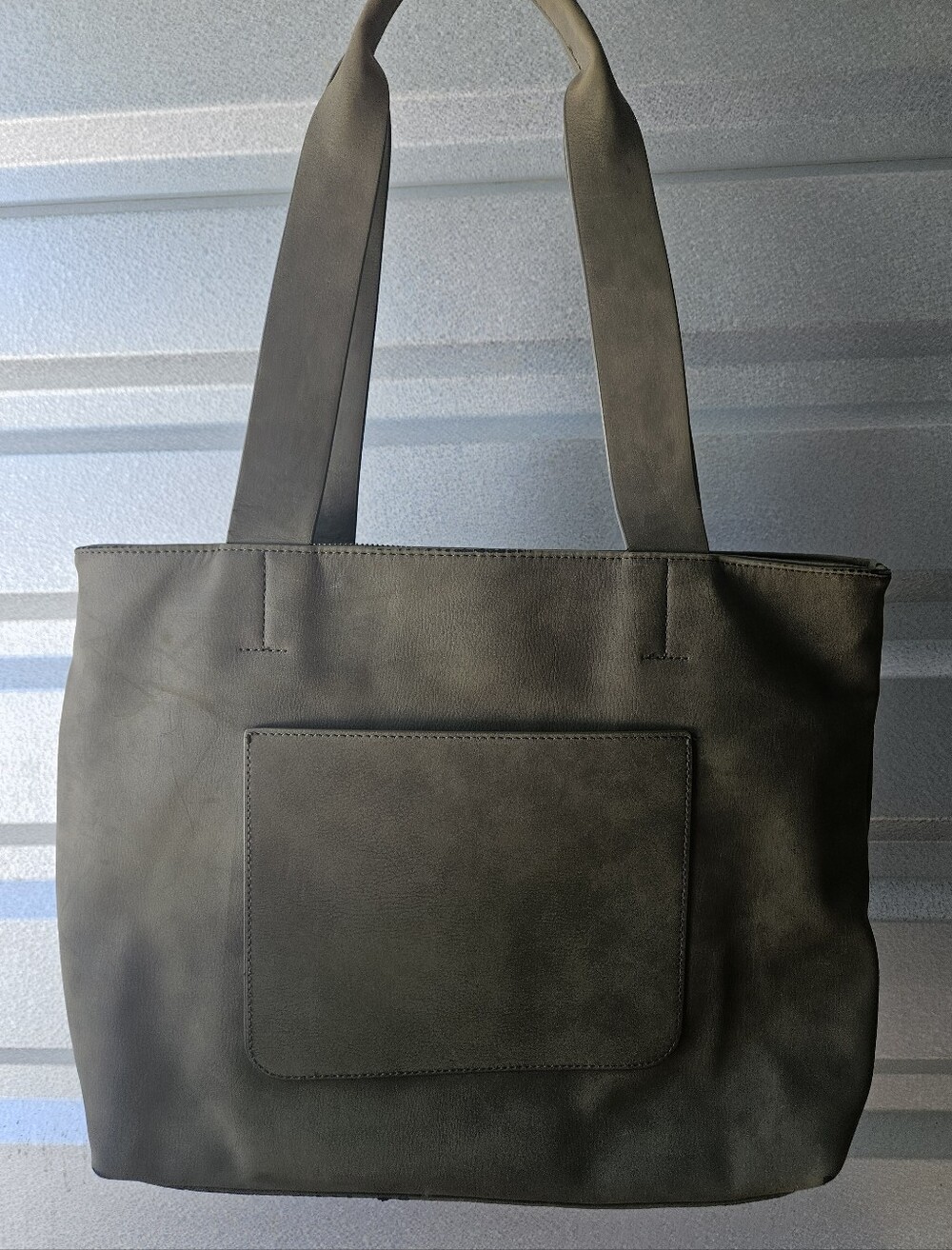 Universal Threads Olive Green Leather Tote Bag